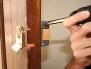 Locksmith Store San Jose, CA 408-513-3121 - change-locks-service